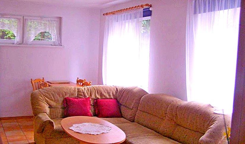 Apartamenty nad jeziorem Kaszuby. Pokoje nad Jeziorem Kaszuby. Domki nad jeziorem Kaszuby.